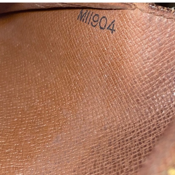 Louis Vuitton LV Tresor Wallet Monogram Vintage - Picture 9 of 16